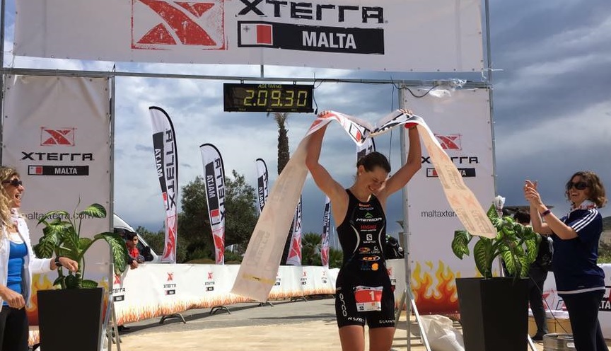 Poór Brigitta gyozelemmel kezdte a szezont Máltán, a tereptriatlon világkupán