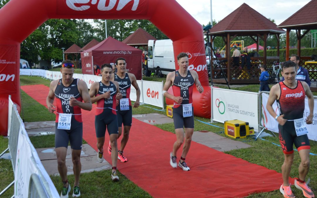 Megvédte címét a Tiszaújvárosi Triatlon Klub